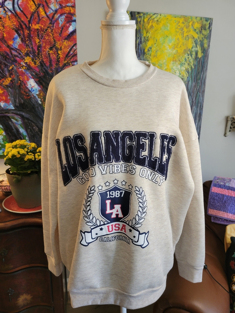 Los Angeles 'Good Vibes Only' Cream Graphic Sweatshirt